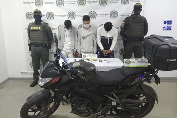 Capturados por hurto a motocicleta en Itagüí – Antioquia