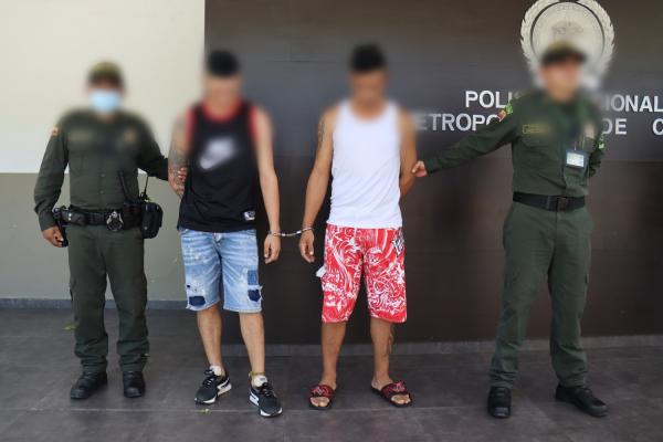 Capturados con arma de fuego