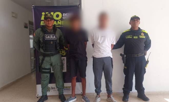 La Policía captura a dos sujetos señalados de extorsionar negocios con panfletos amenazantes