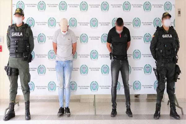 Dos hombres fueron capturados en flagrancia por el delito de extorsión