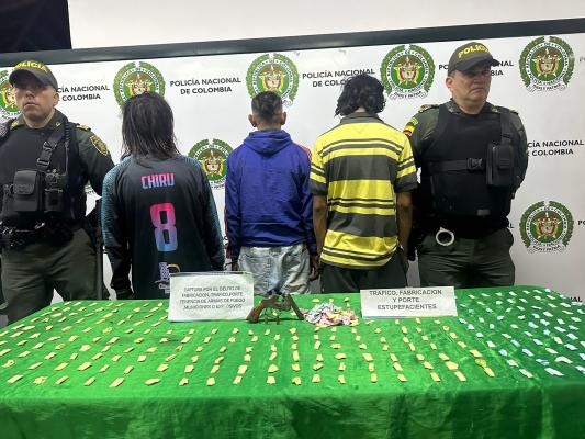 Capturamos a tres hombres con estupefacientes y un arma de fuego