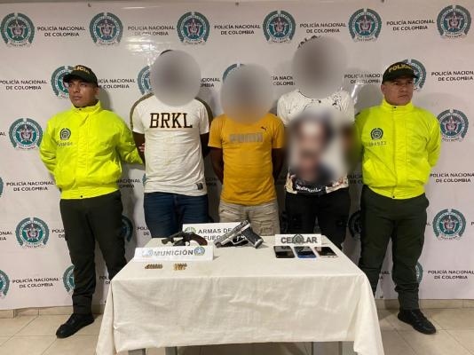 Capturados con armas y municiones