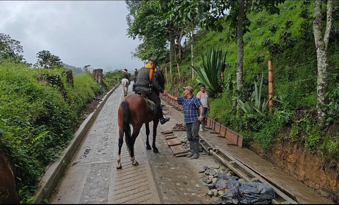 Interactuamos con los campesinos en el marco del plan cosecha