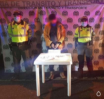 Cayó-sujeto-que-pretendía-ingresar-mil-gramos-de-bazuco-a-la-ciudad-de-Villavicencio