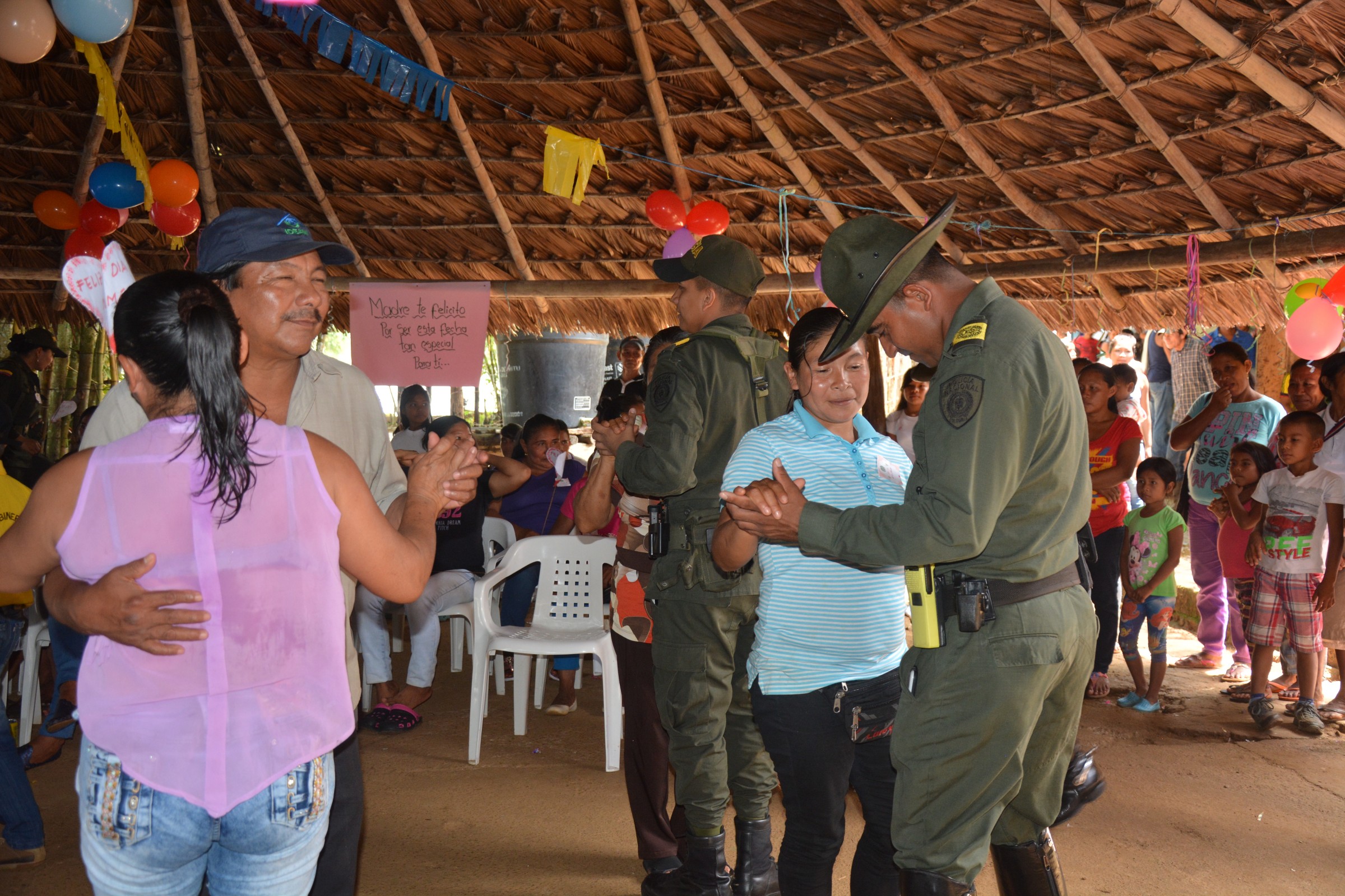 celebracion dia de la madra mitu
