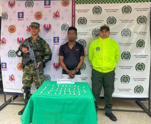 capturado con estupefacientes 