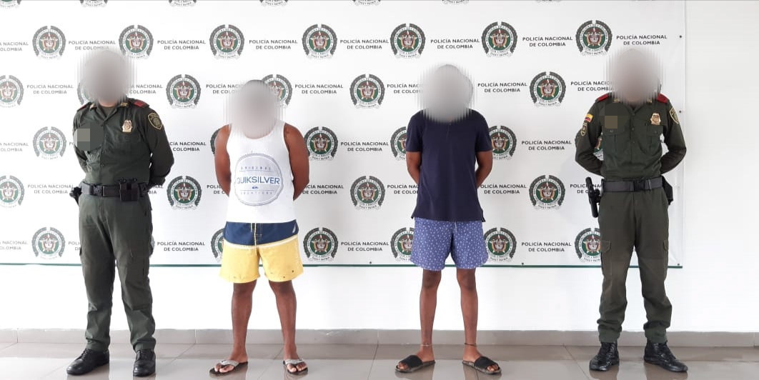 Capturados dos ciudadanos en flagrancia por el delito de porte ilegal de arma de fuego. 