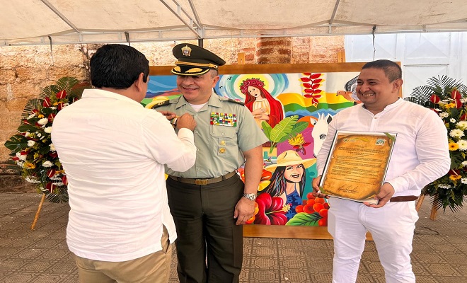 Policia acompaña a la poblacion de palermo en su aniversario 