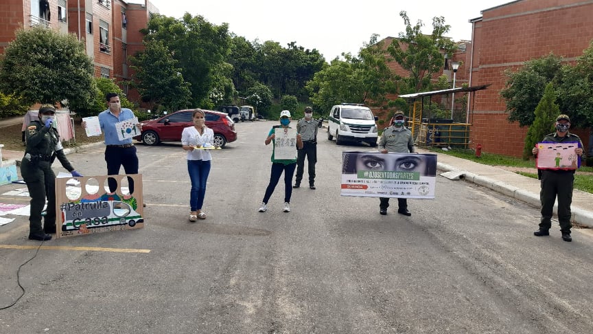 concurso de dibujo para motivar a los héroes de la salud 