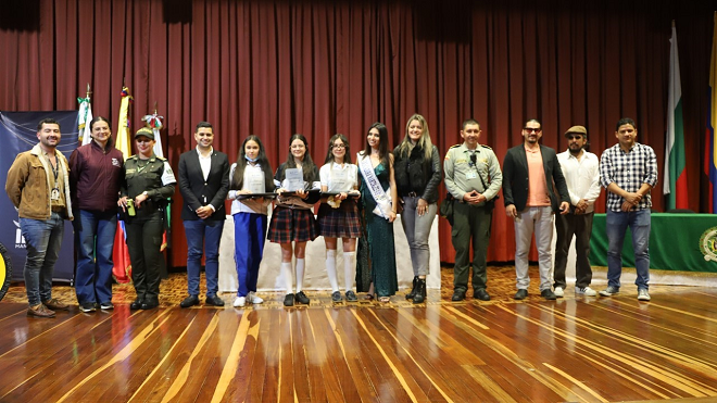 Unidos por la infancia y la adolescencia