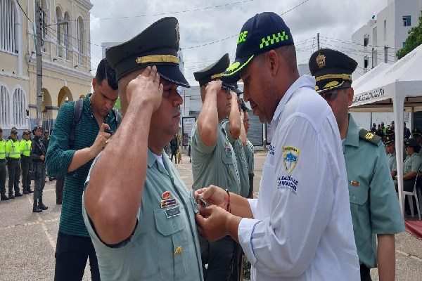 condecoración-policía