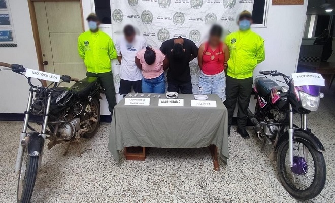 En la actividad de policía, se incautaron dos motocicletas, una de ellas reportada como hurtada, y 174 gramos de marihuana.