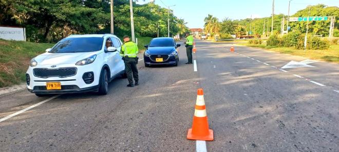 Controles por parte de la Seccional de Transito y Transporte en Bolívar