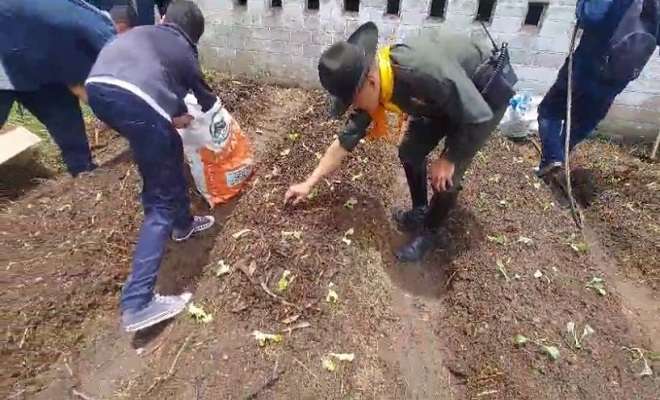 La Policía Nacional genera espacios de sano esparcimiento con la comunidad estudiantil