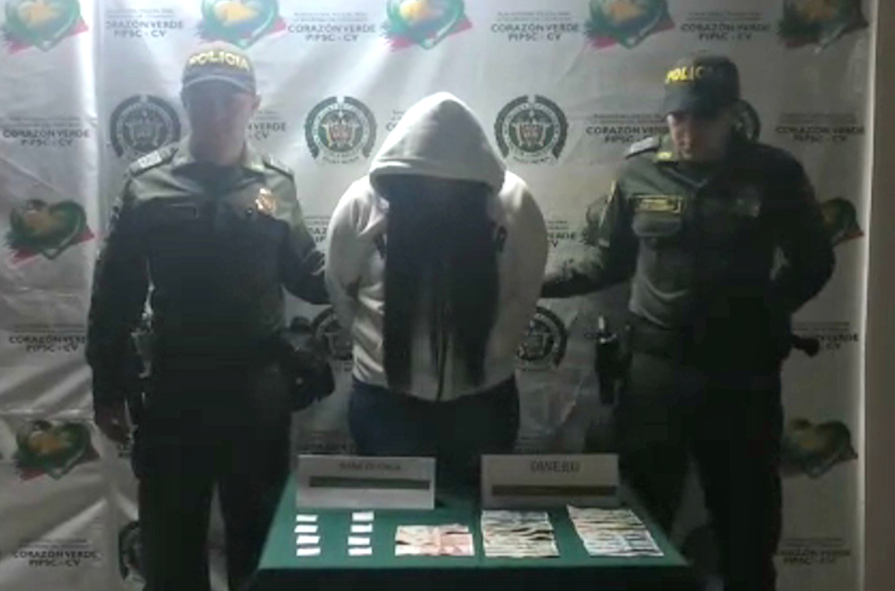 Caen-“quincho”-y-“delsy”-integrantes-de-la-estructura-criminal-el-‘laberinto’.-2