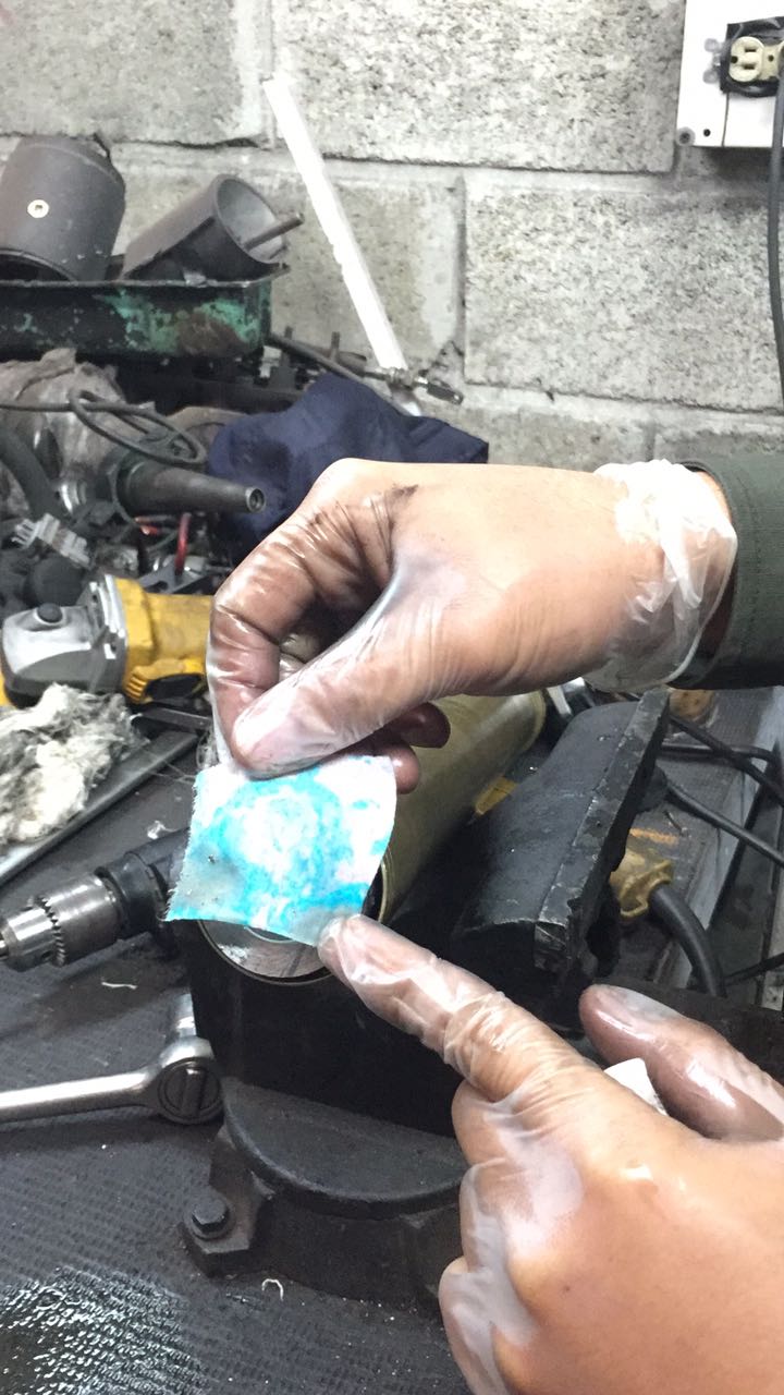 Mediante-encomienda-pretendían-enviar-cocaína-liquida-3