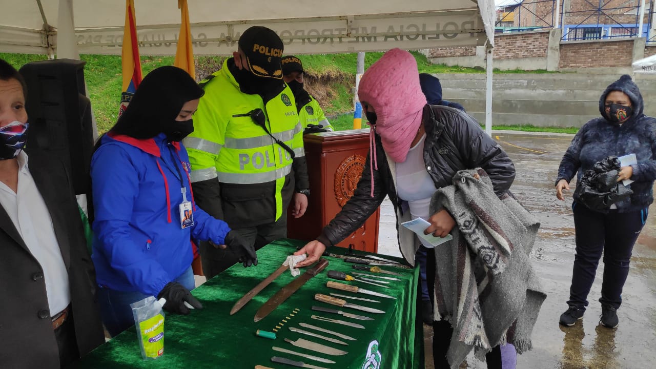 habitantes de la comuna 10 en pro de la no violencia