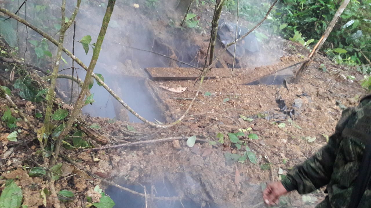 Destruido-laboratorio-para-el-procesamiento-de-cocaína 