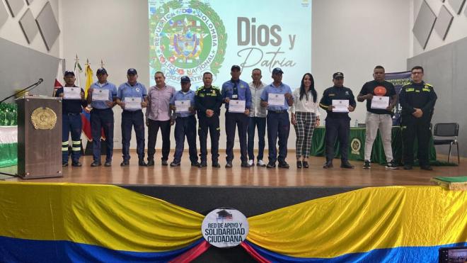 Un reconocimiento especial a la entrega y el compromiso de los vigilantes.