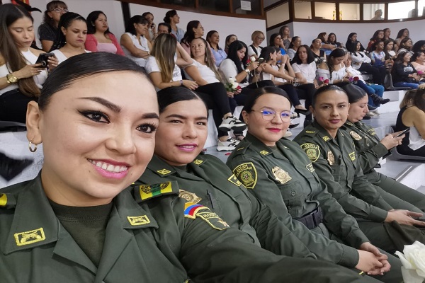 Gobernación festejó el día de la mujer a nuestras policías 