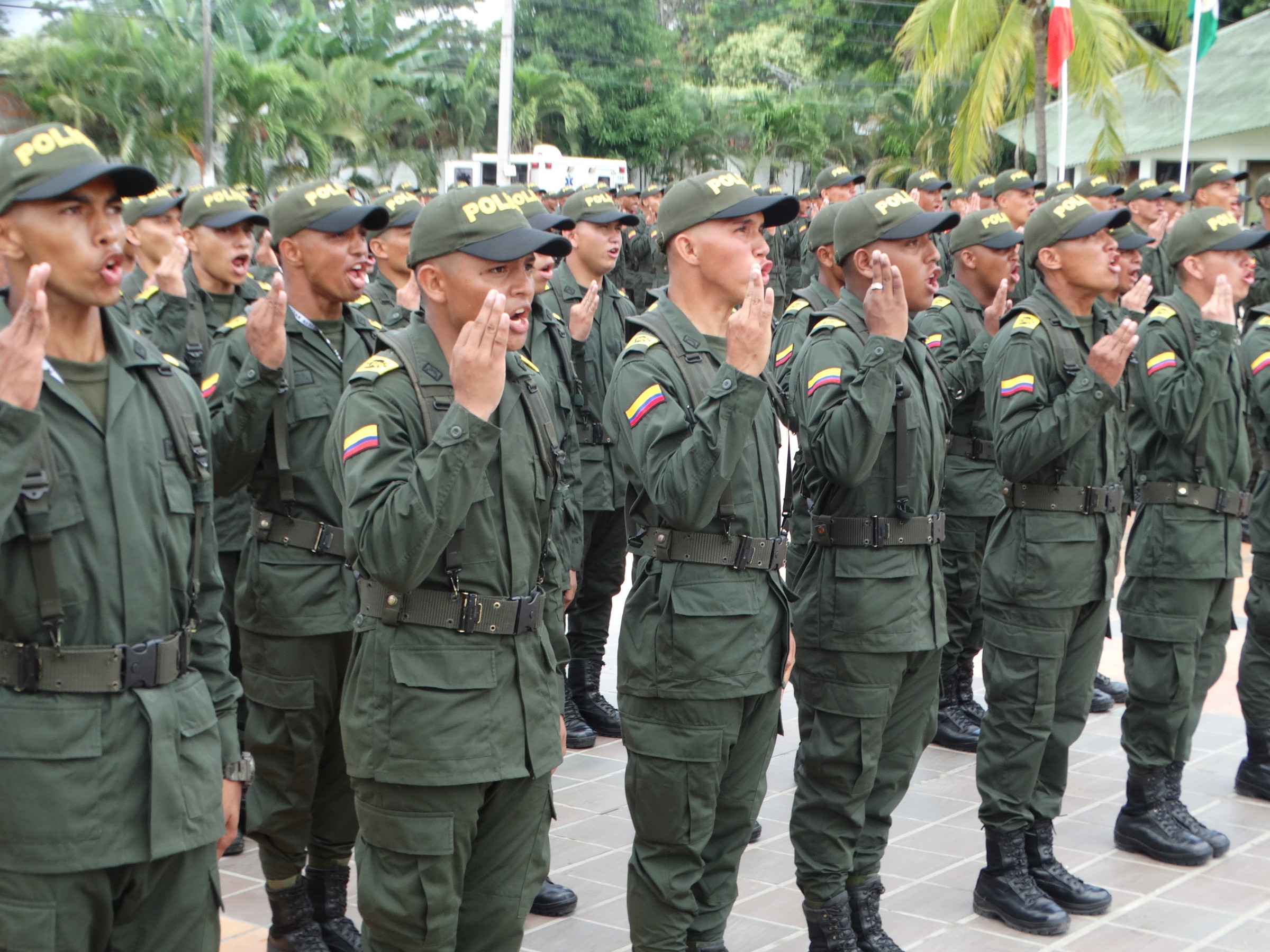 Ceremonia juramento de bandera  Auxiliares de Polic&iacute;a
