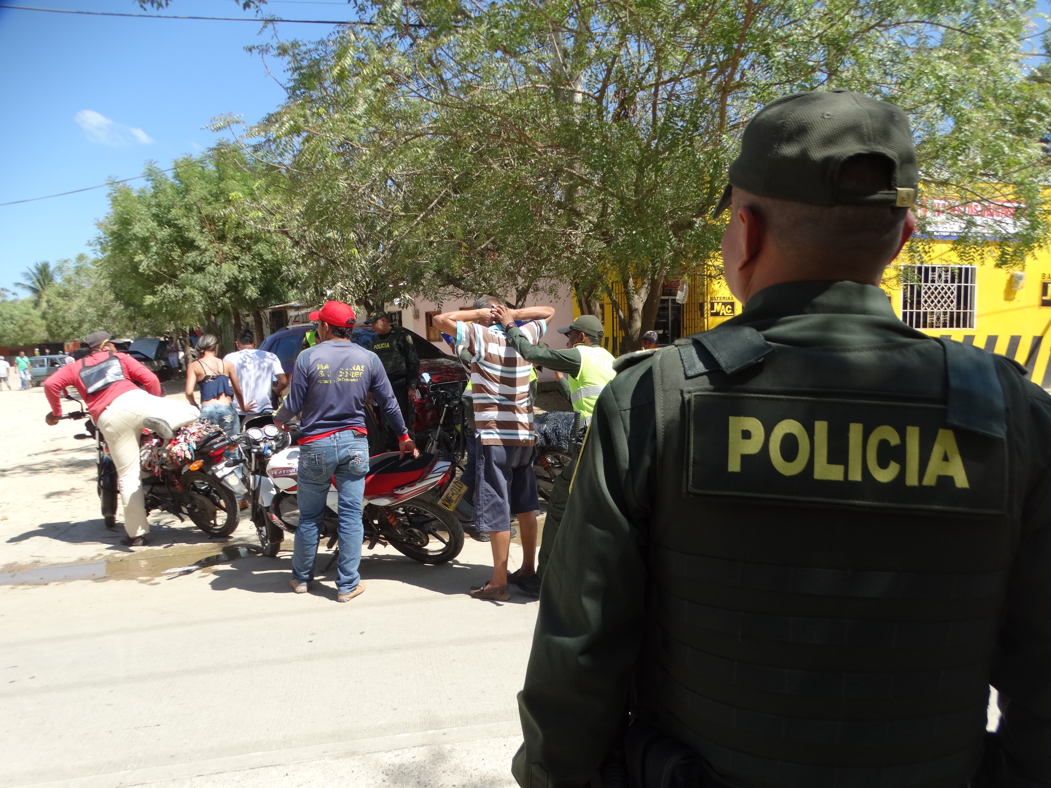 Mas de mil policías son los encargados de garantizar la seguridad y movilidad en la celebración de "Amor y Amistad"