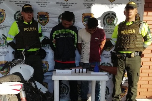 En-el-Cesar-capturamos-a-dos-personas-en-flagrancia-por-el-delito-de-porte-ilegal-de-armas