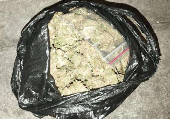 120 gramos de marihuana. 