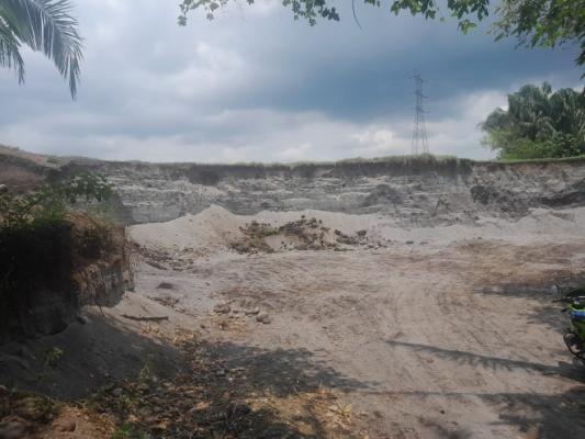 Extraían arena de una cantera de manera ilegal