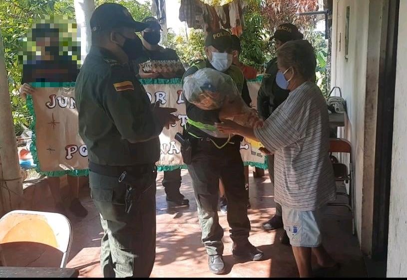 Actividad ‘juntos por los abuelitos’.