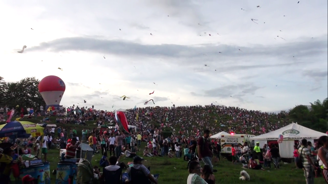 festival-cometas-cartago-policia-valle