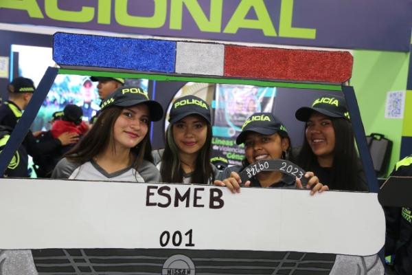 La Policía Nacional en la  #FILBo 2023. 