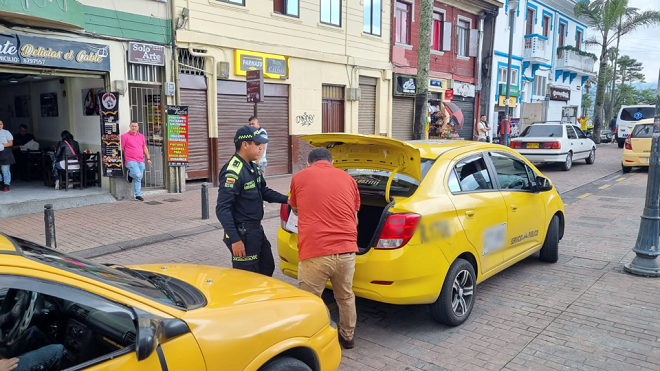 Invitamos a celebrar esta tradicional noche en paz y tranquilidad y tolerancia