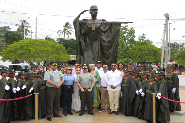 El homenaje reconoce la valentía, servicio y diversidad de las mujeres indígenas que protegen a Colombia desde sus raíces culturales.