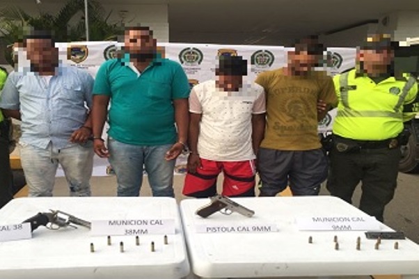 foto-la-Policía-captura-cuatro-personas