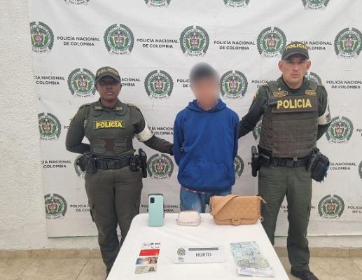 En una rápida reacción la Policía Nacional, capturó a un ciudadano por el delito de hurto calificado