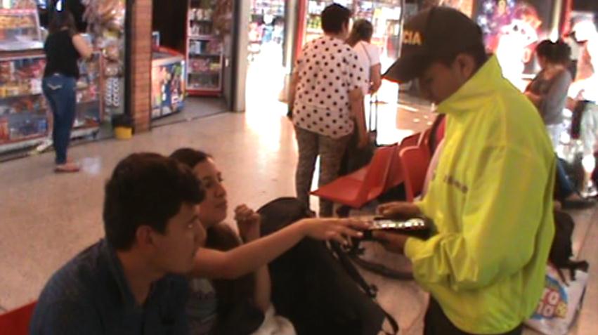 Controles con equipos tecnológicos  en terminales de transporte terrestre