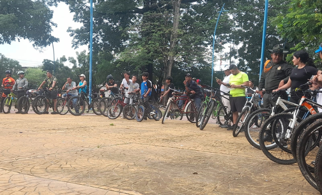 La Policía Nacional en Bolívar encabezó una jornada excepcional en el municipio, donde la pasión por pedalear y el compromiso con el medio ambiente se unieron en una experiencia única.