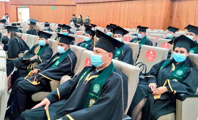 Ciento treinta y cuatro estudiantes de la Escuela de Posgrados de Policía, reciben sus títulos como Especialistas y Magister