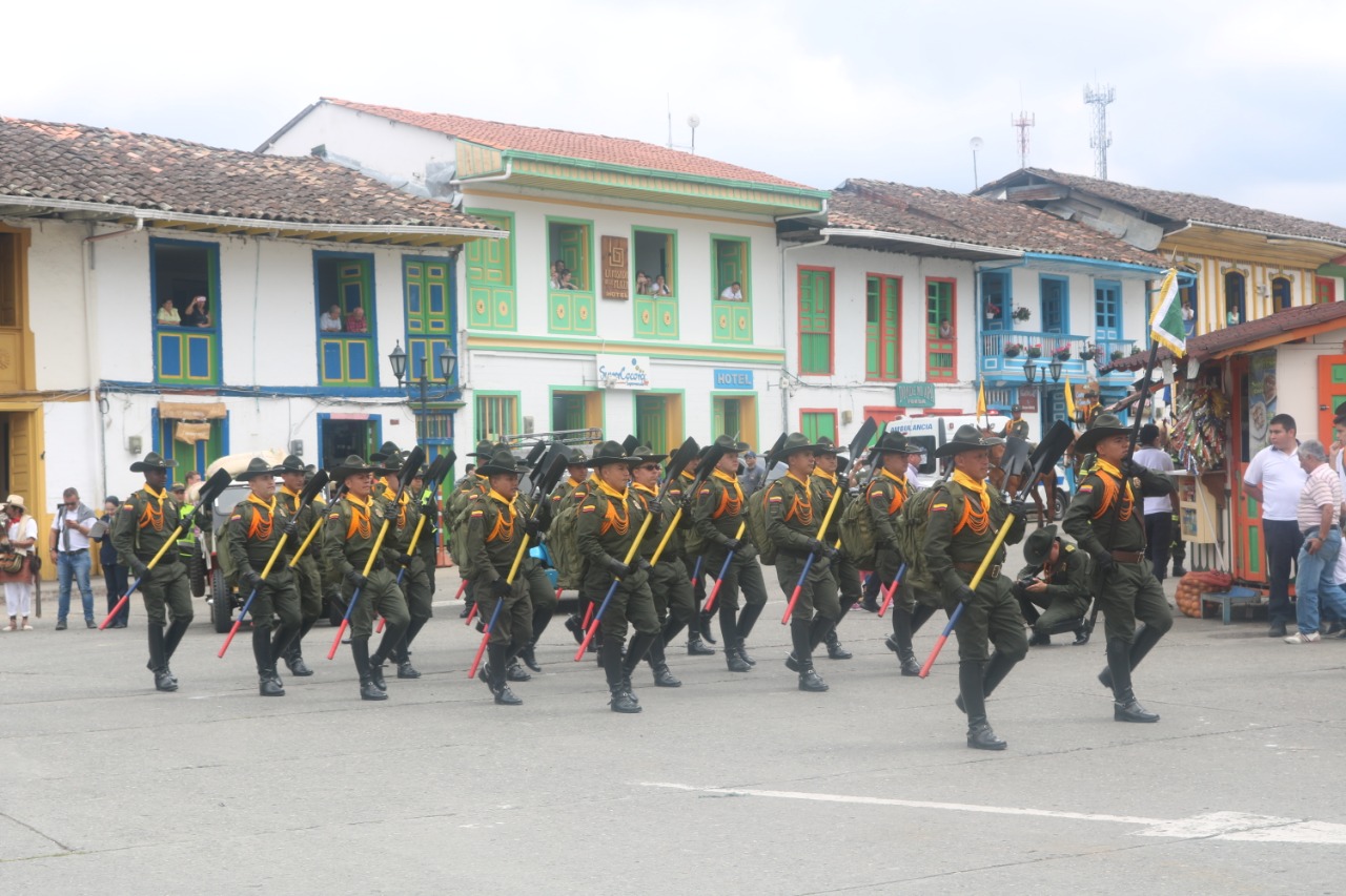 Guardabosques marchando
