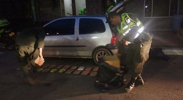 Con más de 39 kilos de marihuana-fue hallado vehículo abandonado-por la Policía Nacional-Meta