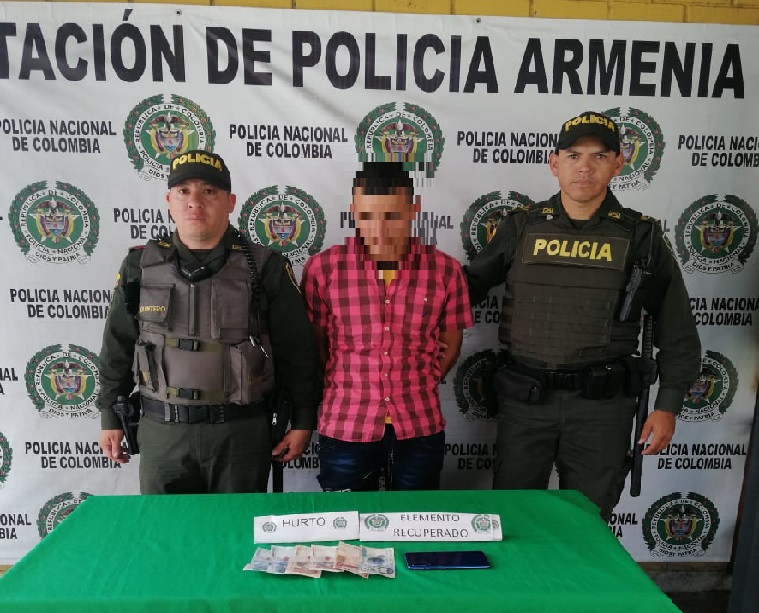 Capturamos a sujeto por hurto a ciudadano.