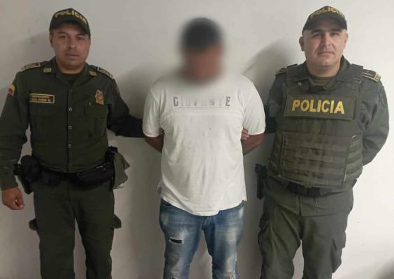 En flagrancia fue capturado un hombre por el delito de hurto