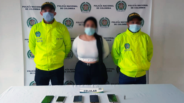 Esta-persona-utilizaba-a-su-hijo-de-8-años-para-realizar-actos-sexuales-a-través-de-una-página-para-adultos