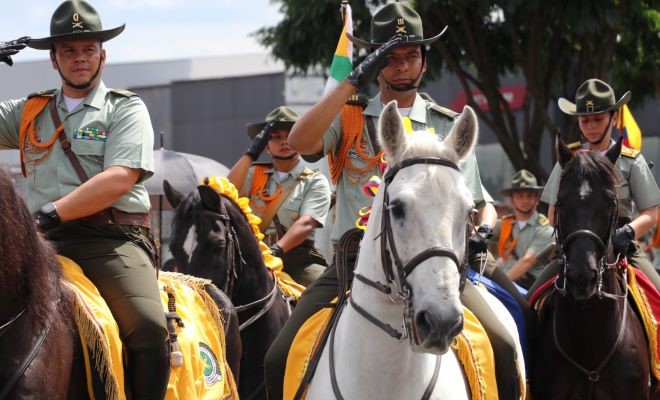 Nuestros ejemplares equinos, también hicieron parte de esta conmemoración tan especial para el país