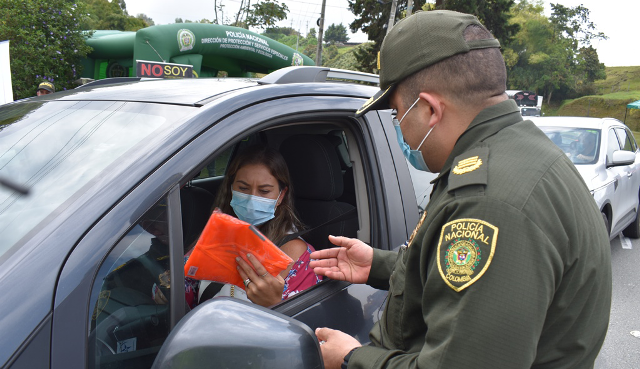 De-manera-conjunta-la-policía-de-risaralda-y-área-metropolitana-realizaron-el-evento-en-la-ciudad-de-Pereira 