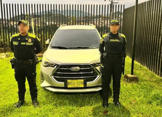 Incautación de un vehículo en el barrio Intermedio