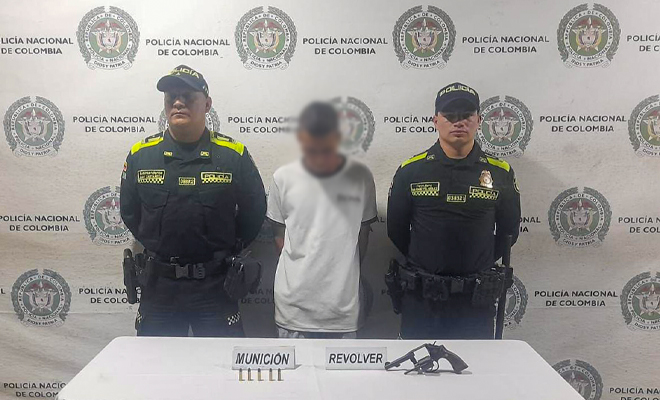 La persona judicializada es sorprendida con un arma de fuego ilegal
