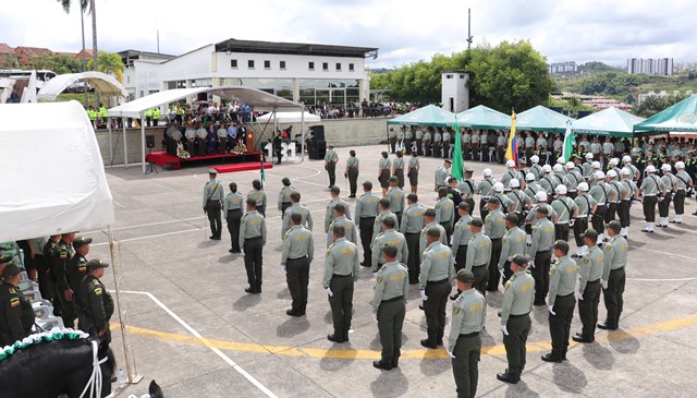 Cumplimos-131-años-de-servicio-a-nuestra-comunidad-Dios-y-Patria-es-un-honor-ser-Policía