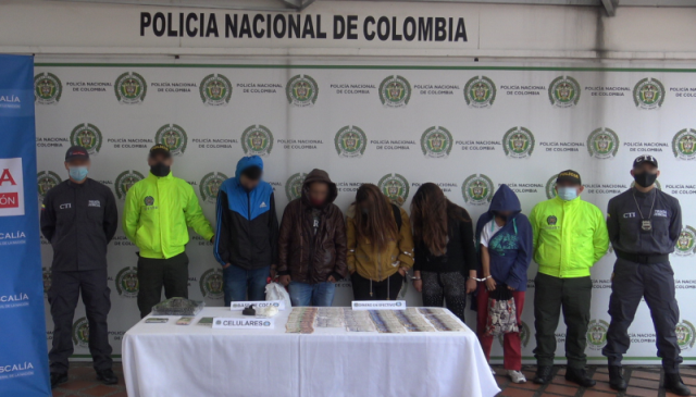 Capturamos-tres-mujeres-y-dos-hombres-por-los-delitos-de-concierto-para-delinquir-y-tráfico-fabricación-o-porte-de-estupefacientes